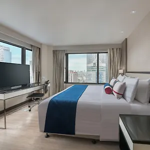 4* מלון Seda Residences Makati