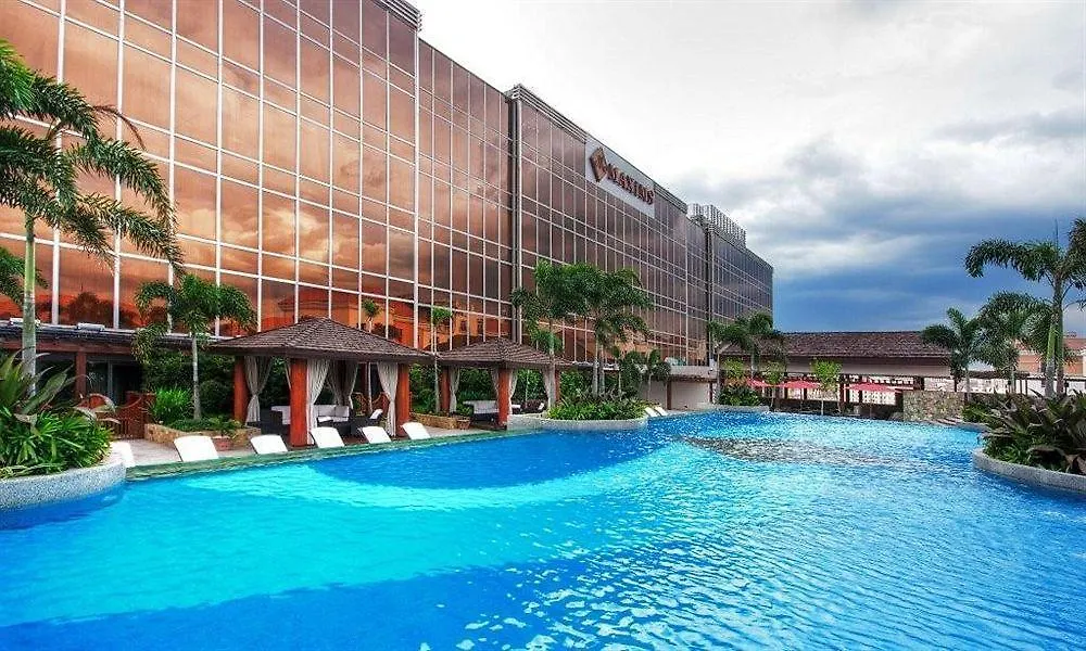 Maxims Hotel  Manila