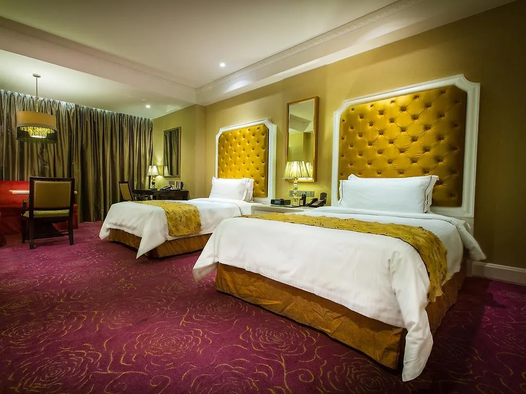 *****  Maxims Hotel Filipinas