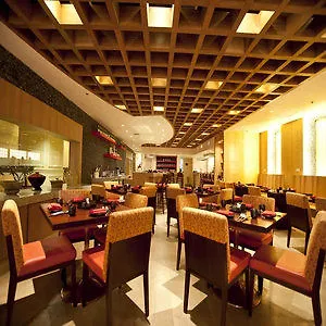 Maxims Hotel