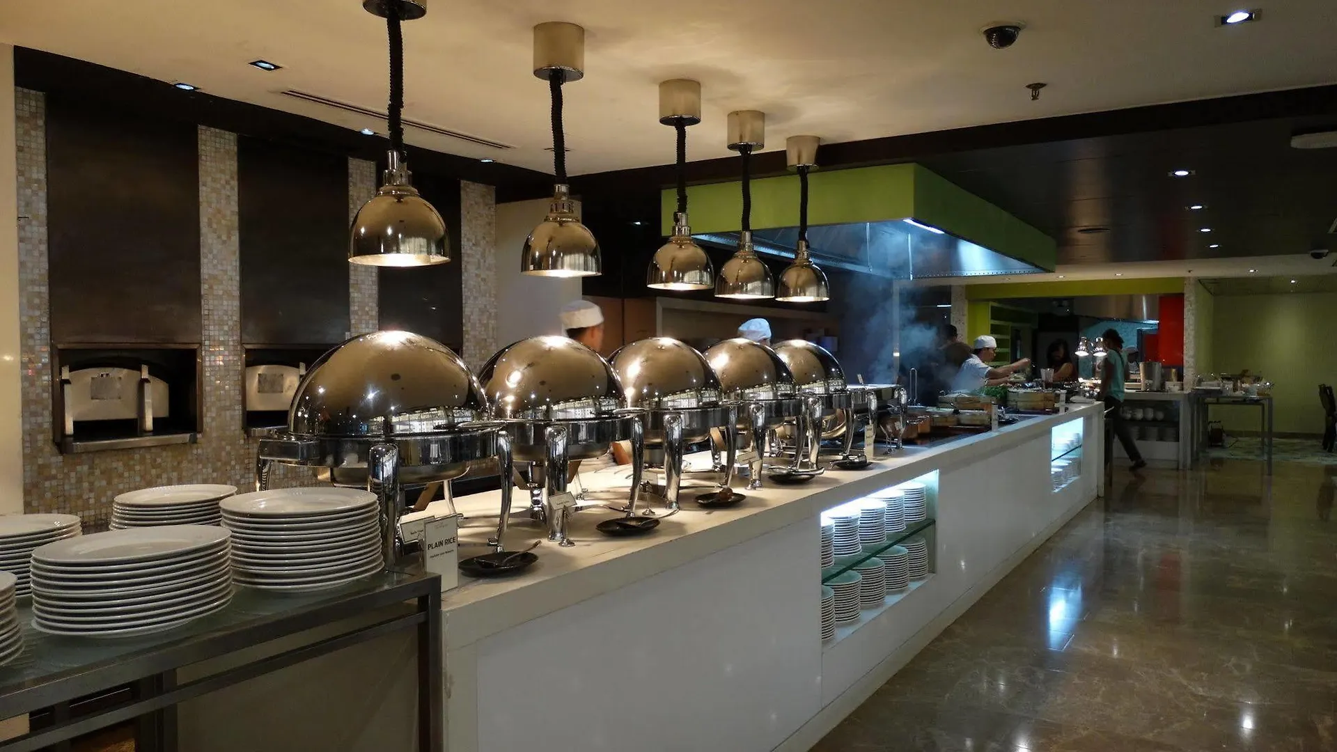 Maxims Hotel